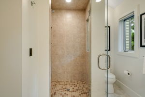  Photo 35