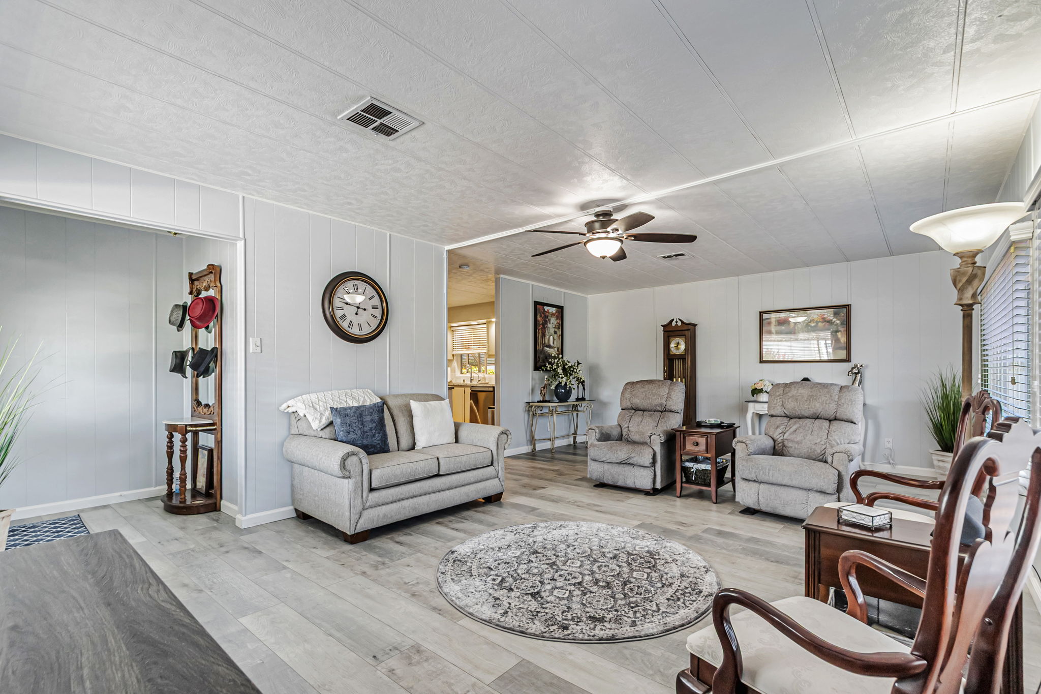 011_60 Mulberry Court
