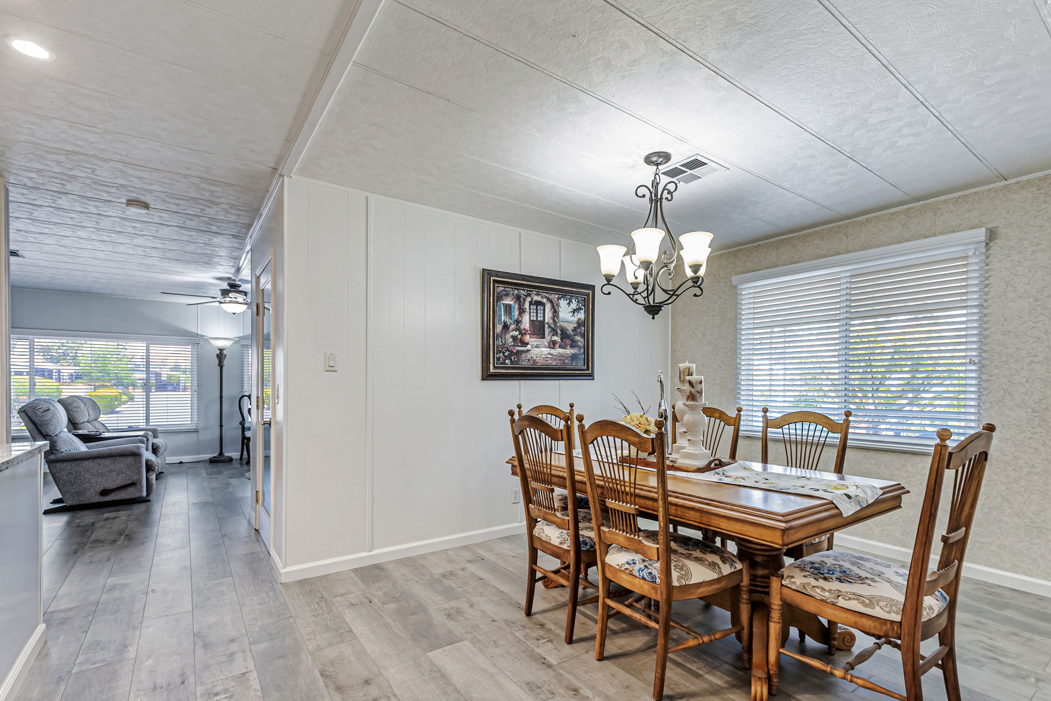 021_60 Mulberry Court