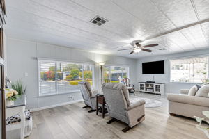 013_60 Mulberry Court