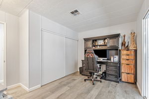 027_60 Mulberry Court