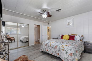 033_60 Mulberry Court