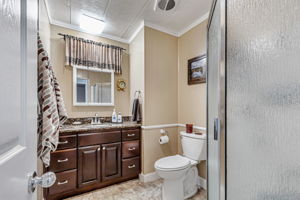 037_60 Mulberry Court
