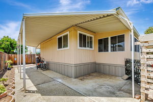 043_60 Mulberry Court