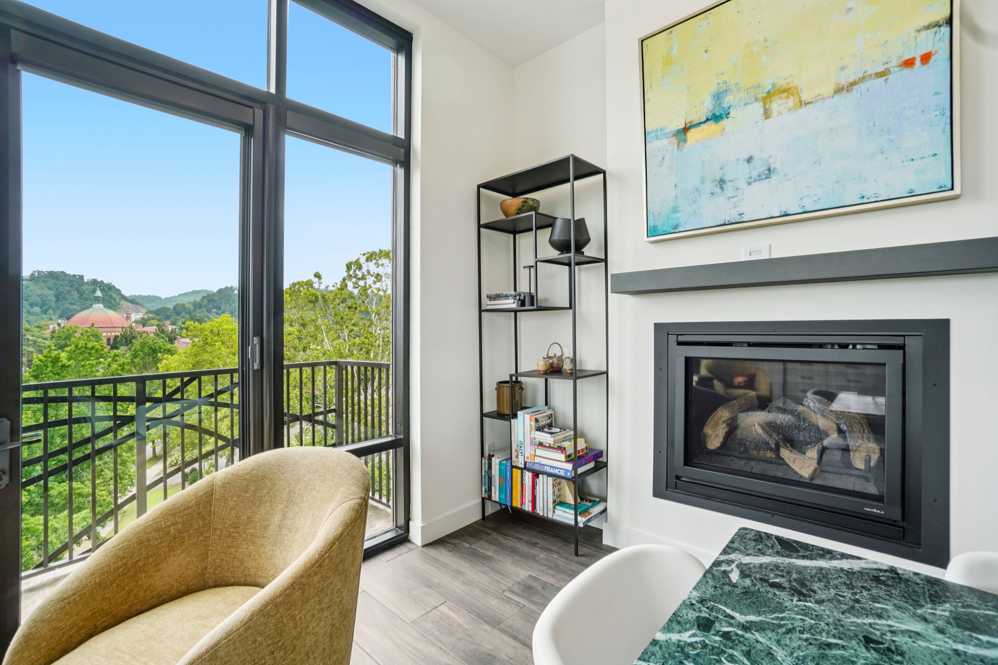 N Market St Unit 417-006