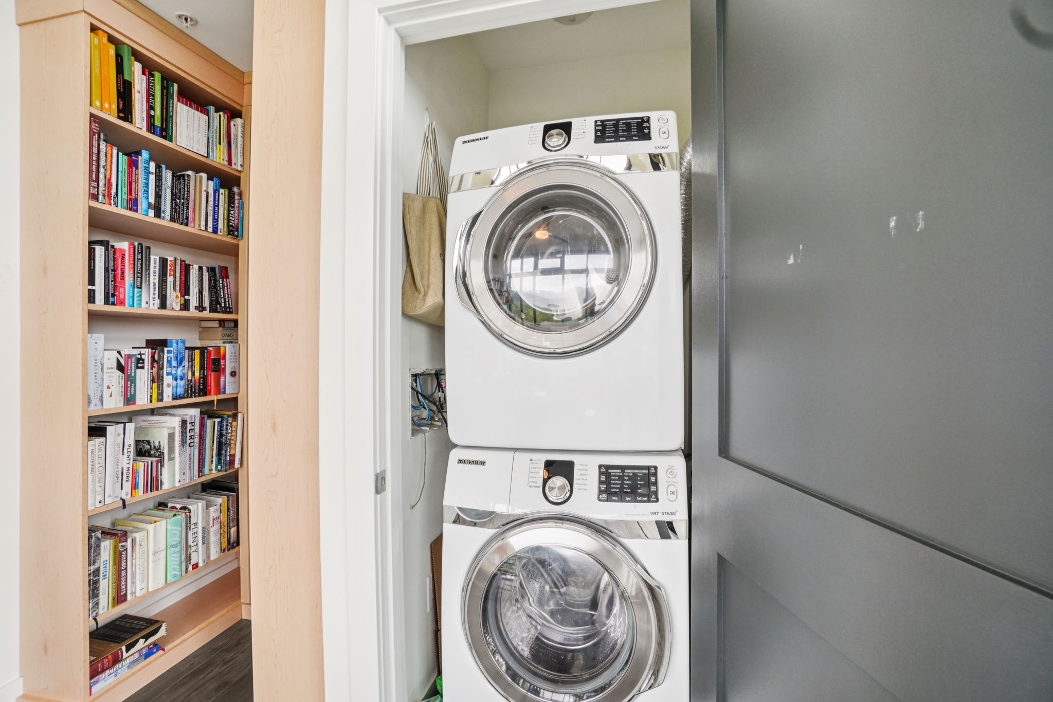 N Market St Unit 417-020