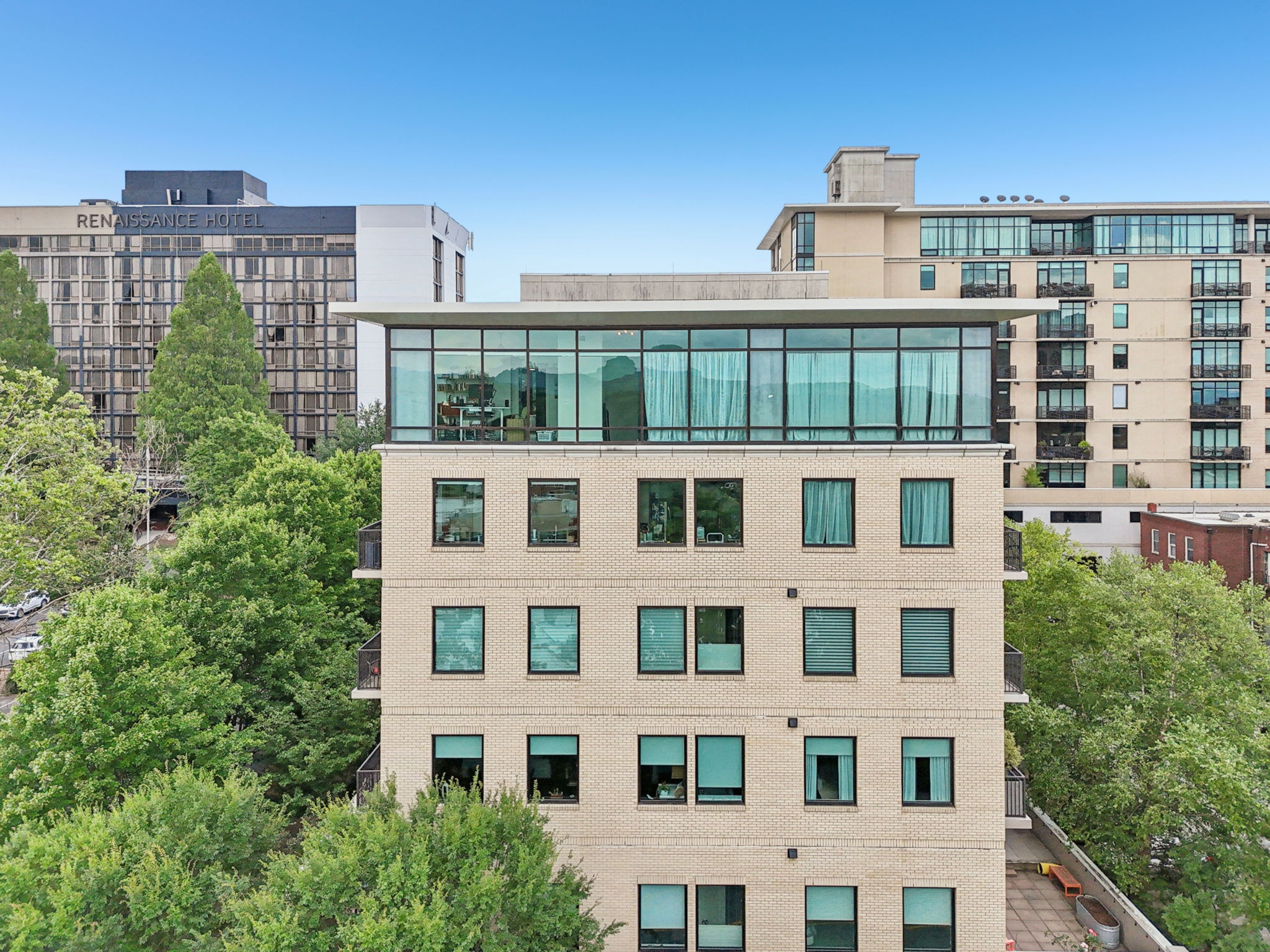 N Market St Unit 417-033