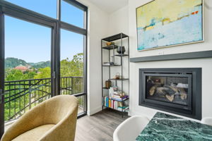 N Market St Unit 417-006