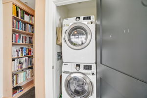 N Market St Unit 417-020