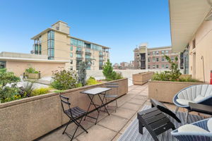 N Market St Unit 417-027