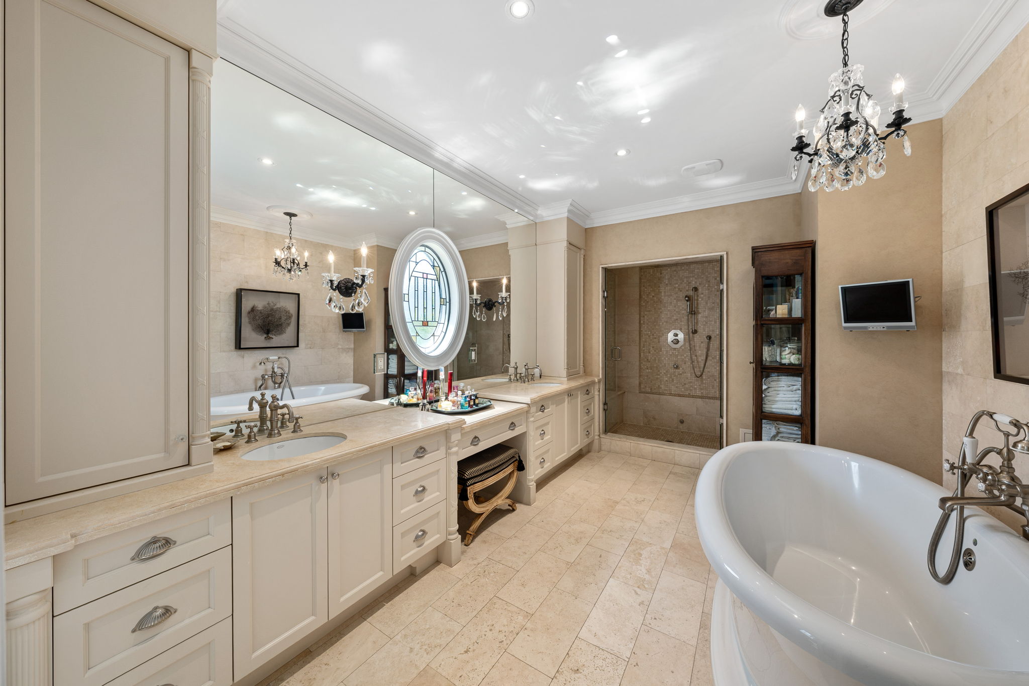 60 Parr Pl Vaughan, ON L4J 8L1