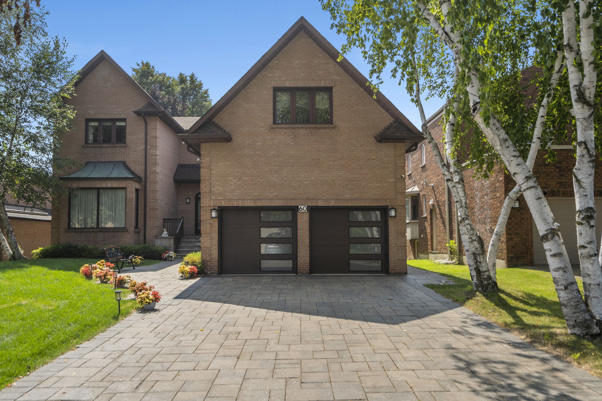 60 Prince Edward Blvd Markham, ON L3T 7E8