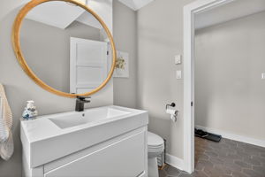  Photo 23