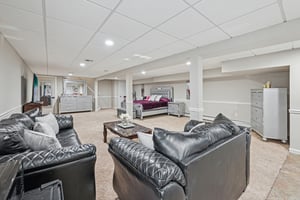 Steuben Blvd-L3110-011.jpg