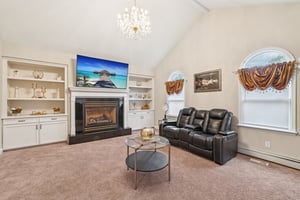 Steuben Blvd-L3110-014.jpg