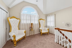 Steuben Blvd-L3110-059.jpg