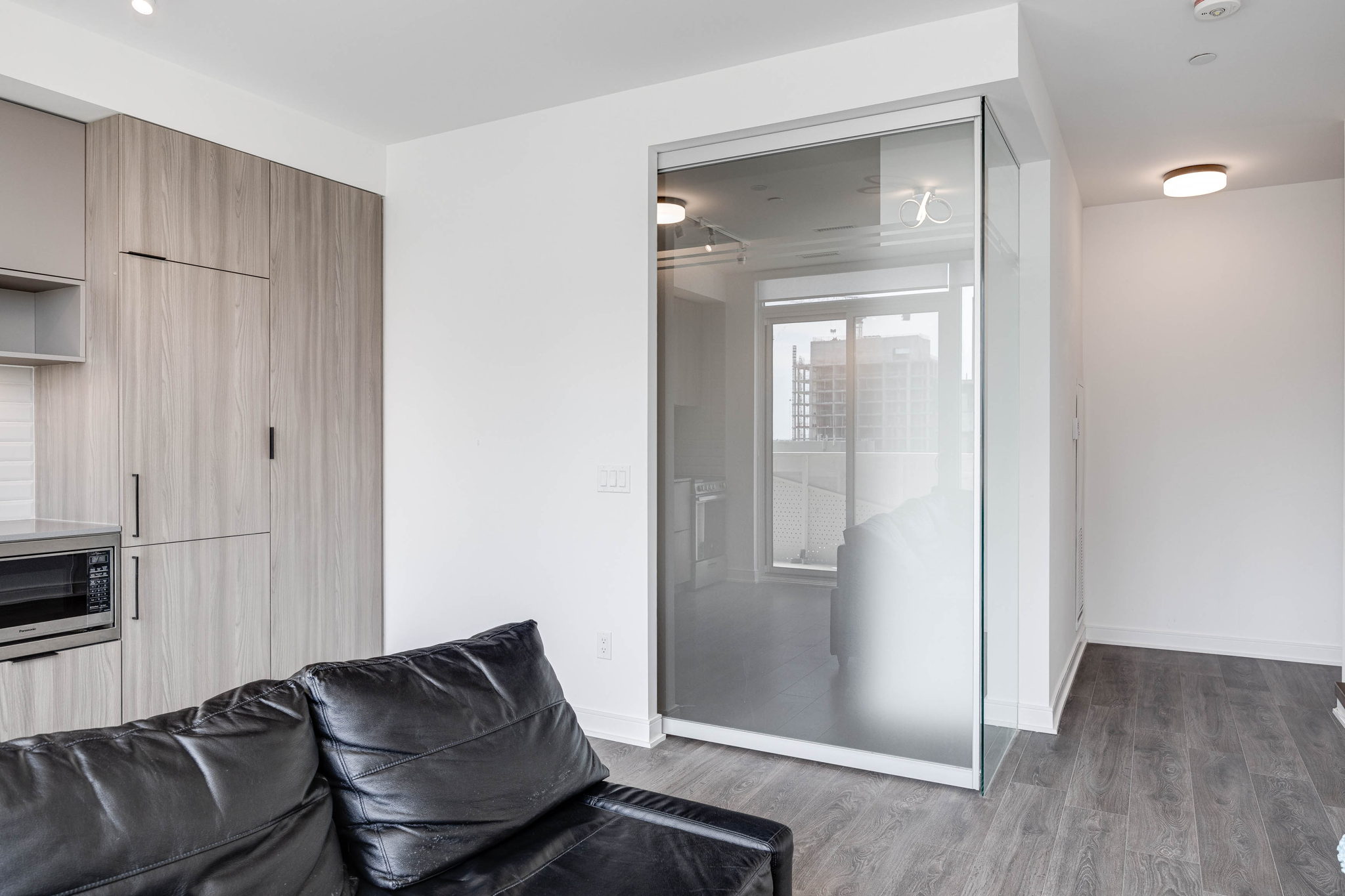 Toronto property showcase — delivered property photograph 11