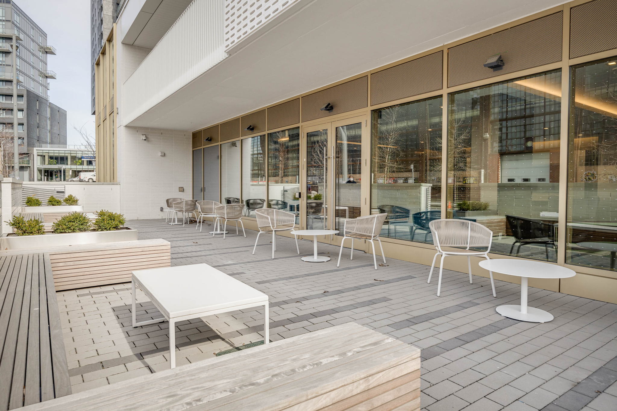 Toronto property showcase — delivered property photograph 44