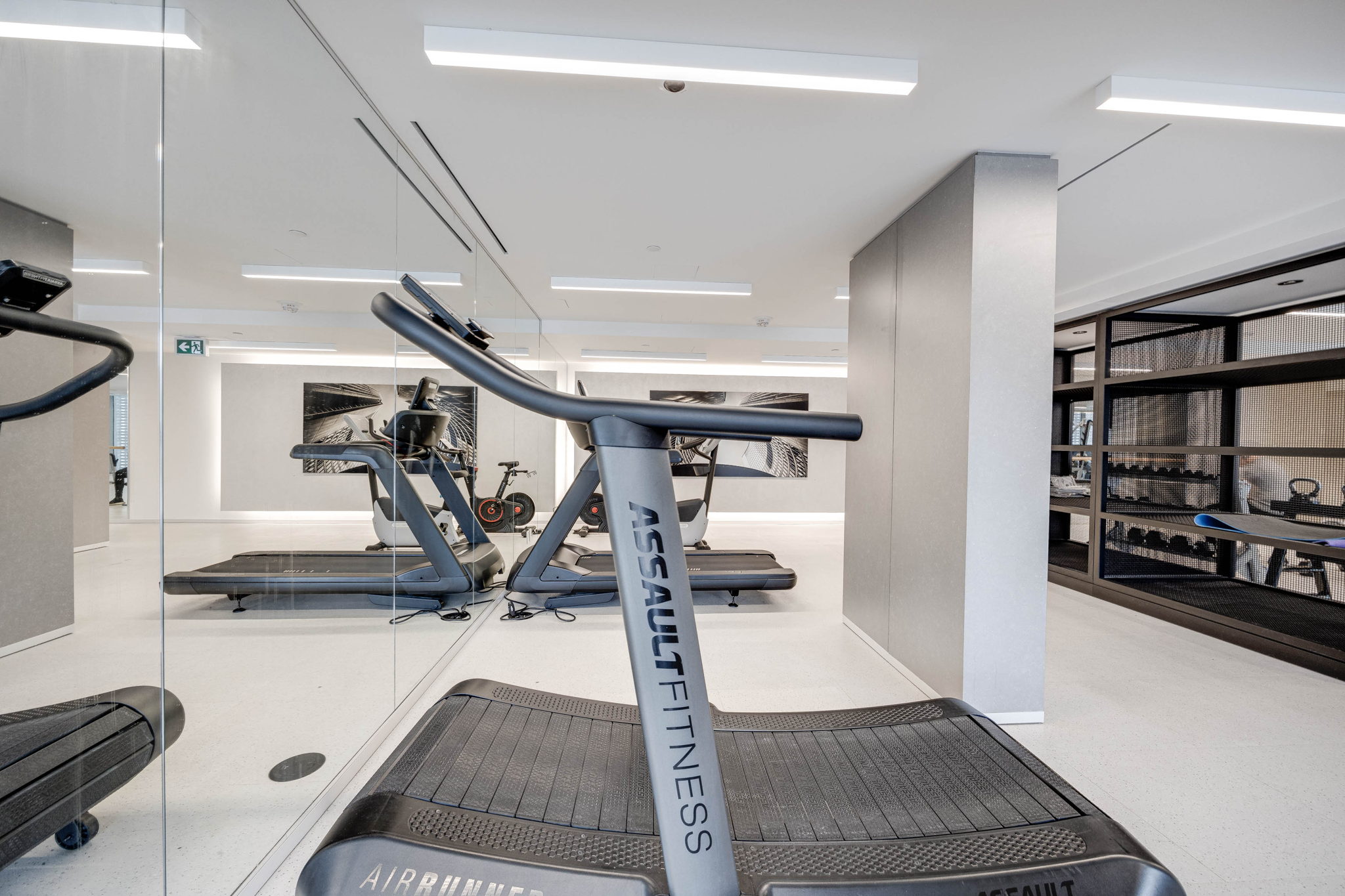 Toronto property showcase — delivered property photograph 34