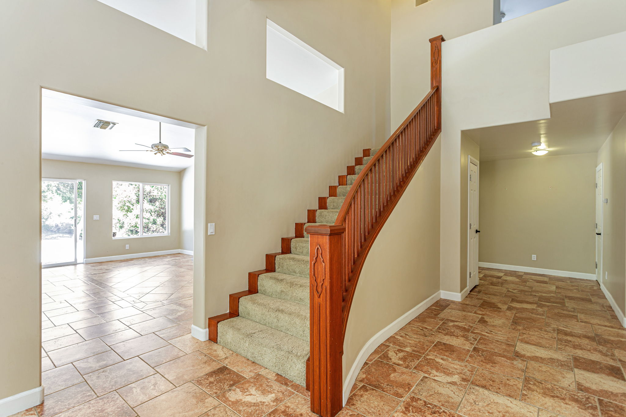 020_60 Toyon Way