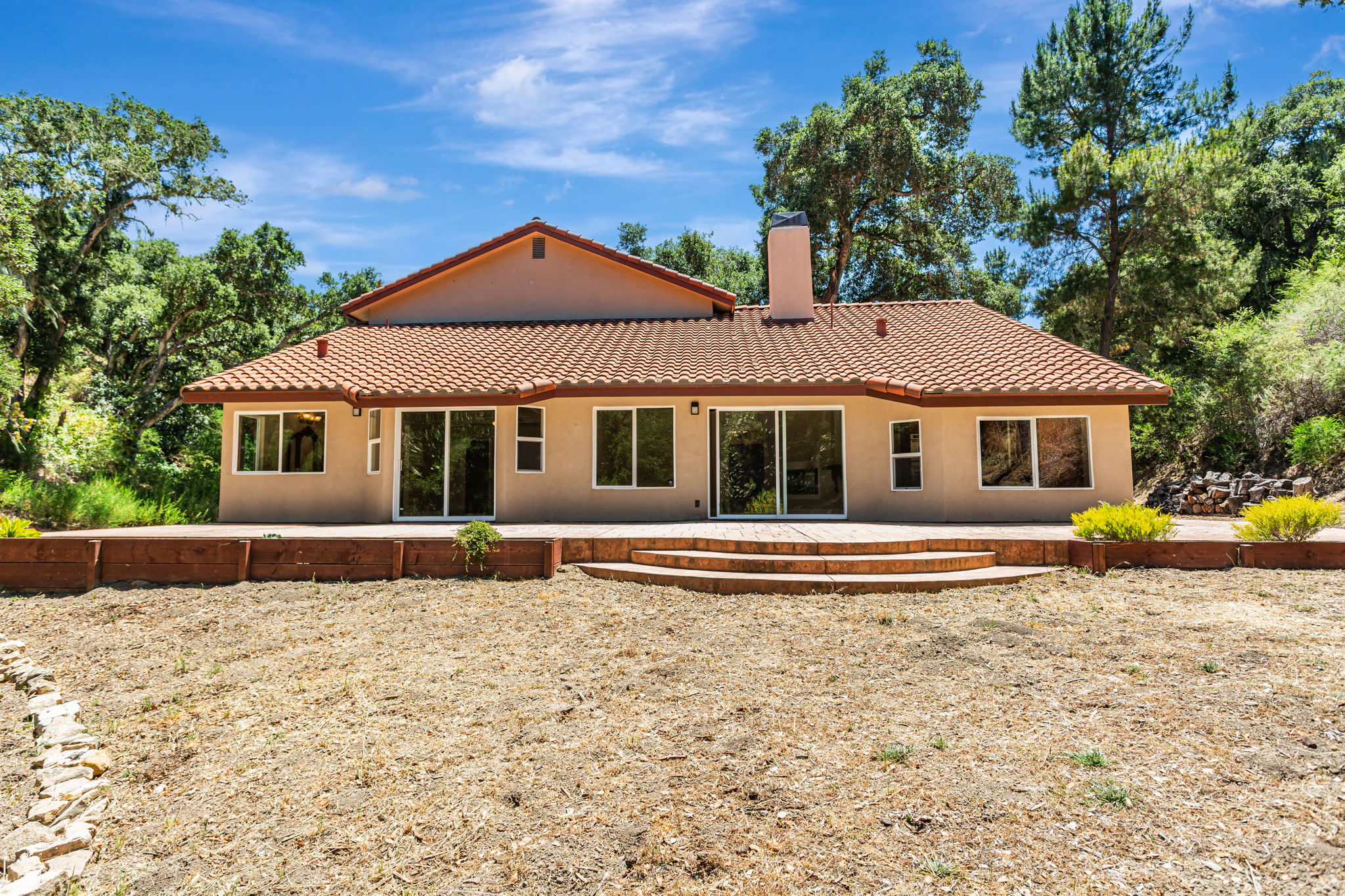 048_60 Toyon Way