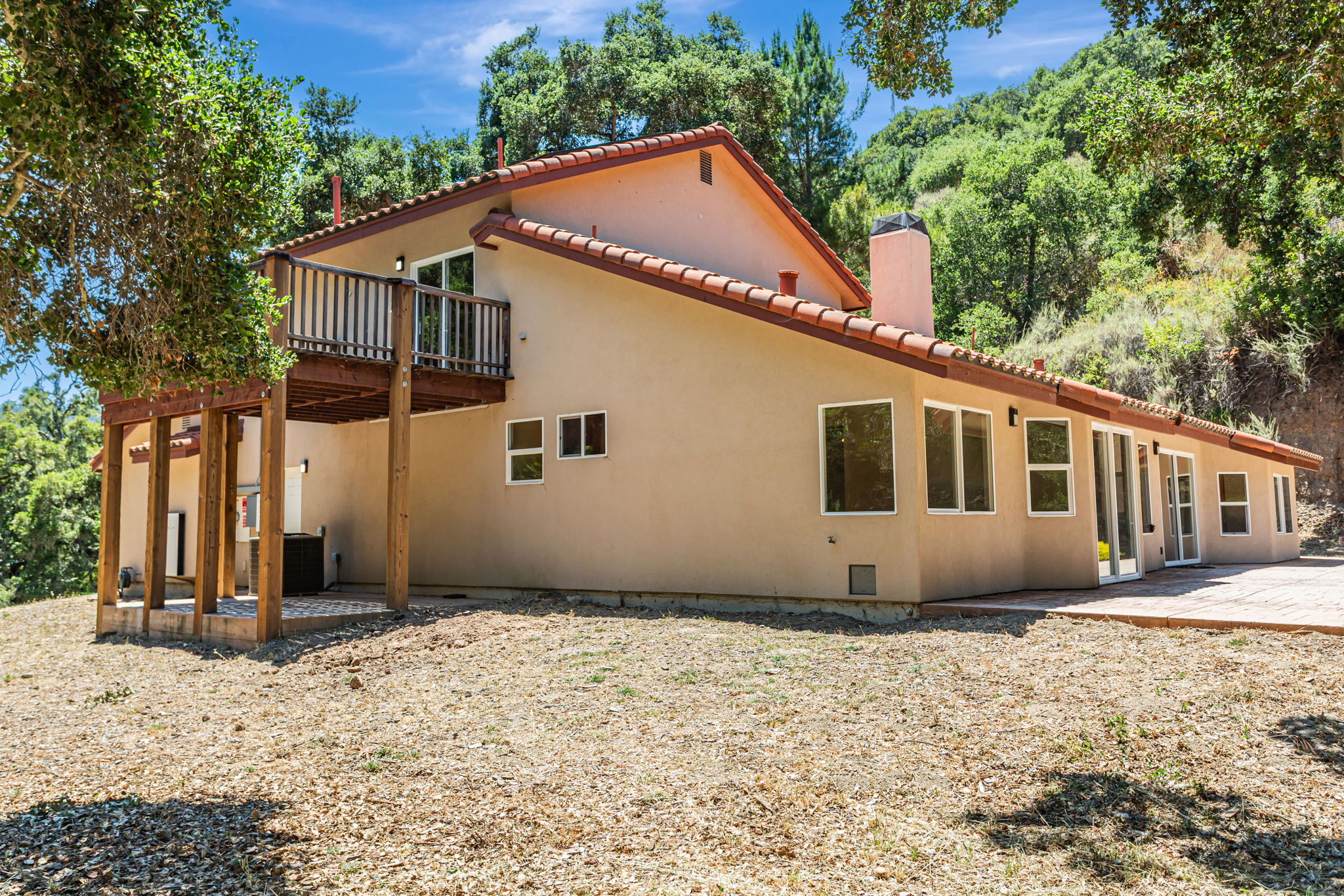 049_60 Toyon Way