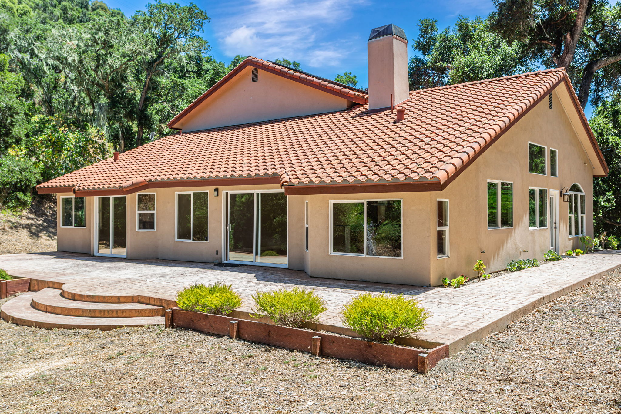 050_60 Toyon Way