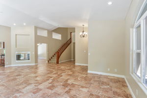 010_60 Toyon Way