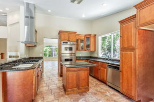014_60 Toyon Way