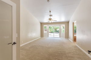 022_60 Toyon Way
