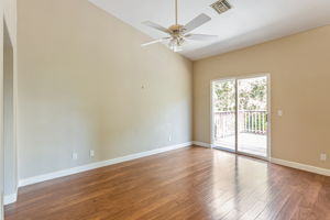 032_60 Toyon Way
