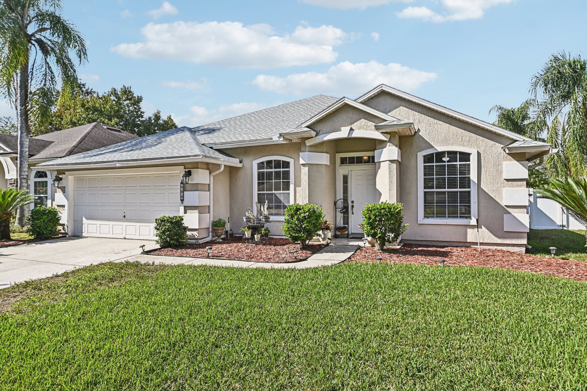 Acorn Ct-S0711-004.jpg