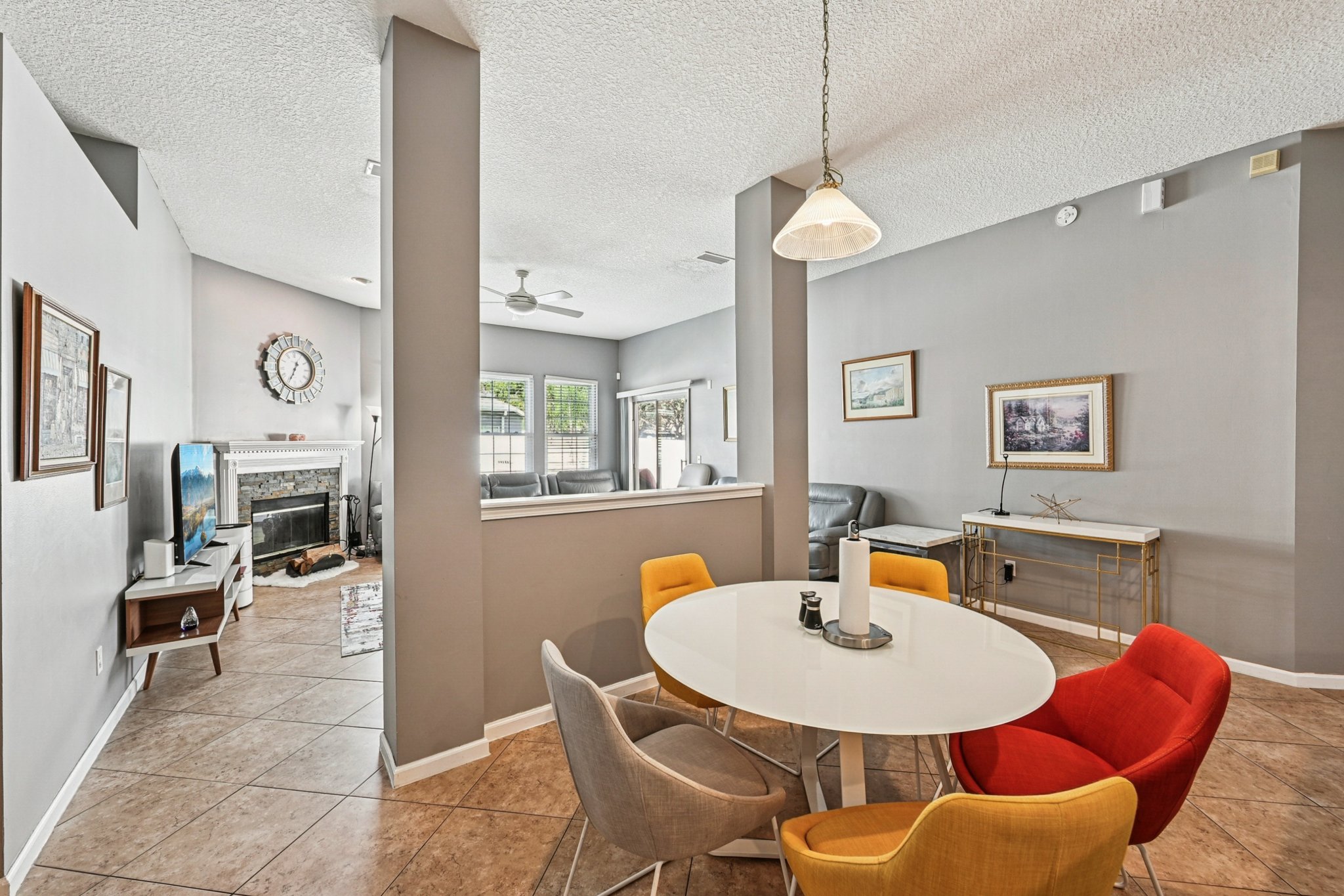 Acorn Ct-S0711-011.jpg