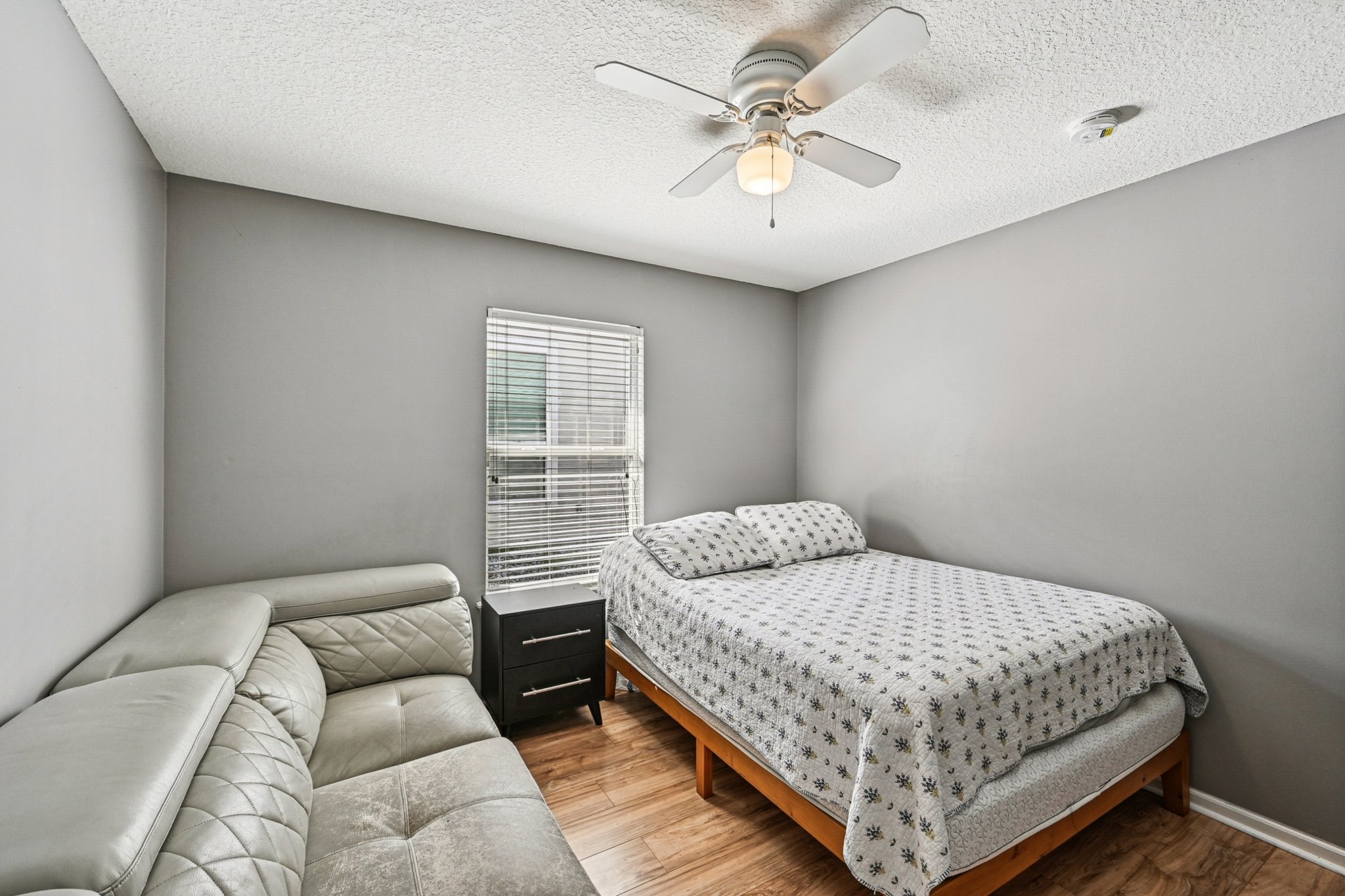 Acorn Ct-S0711-029.jpg