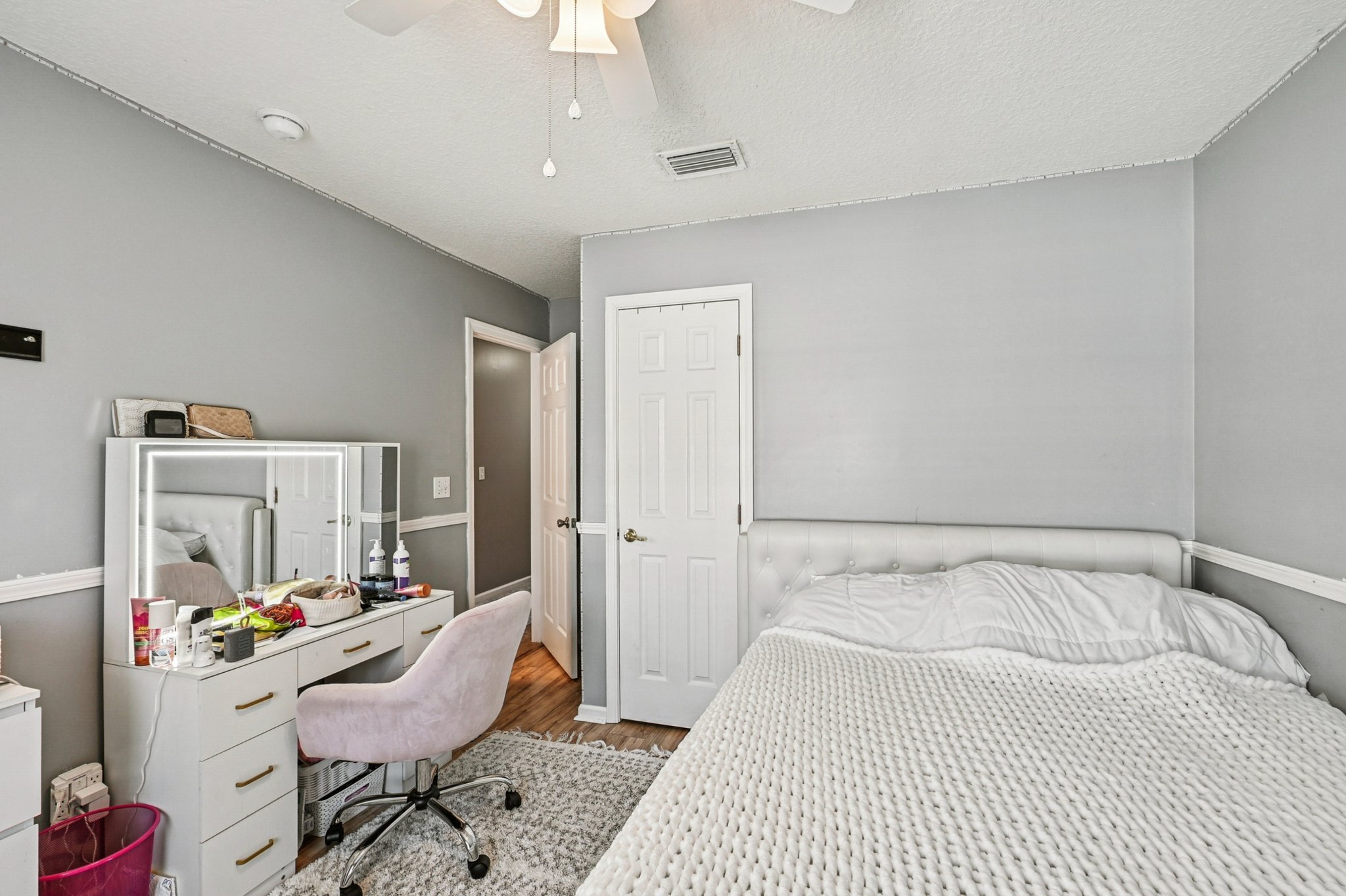 Acorn Ct-S0711-038.jpg