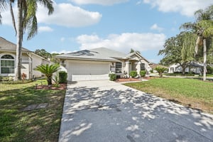 Acorn Ct-S0711-002.jpg