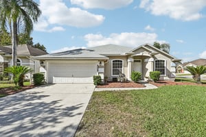 Acorn Ct-S0711-003.jpg