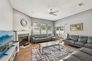 Acorn Ct-S0711-005.jpg