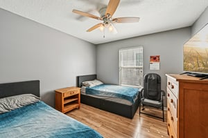 Acorn Ct-S0711-023.jpg