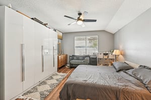 Acorn Ct-S0711-028.jpg