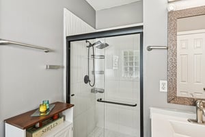 Acorn Ct-S0711-034.jpg