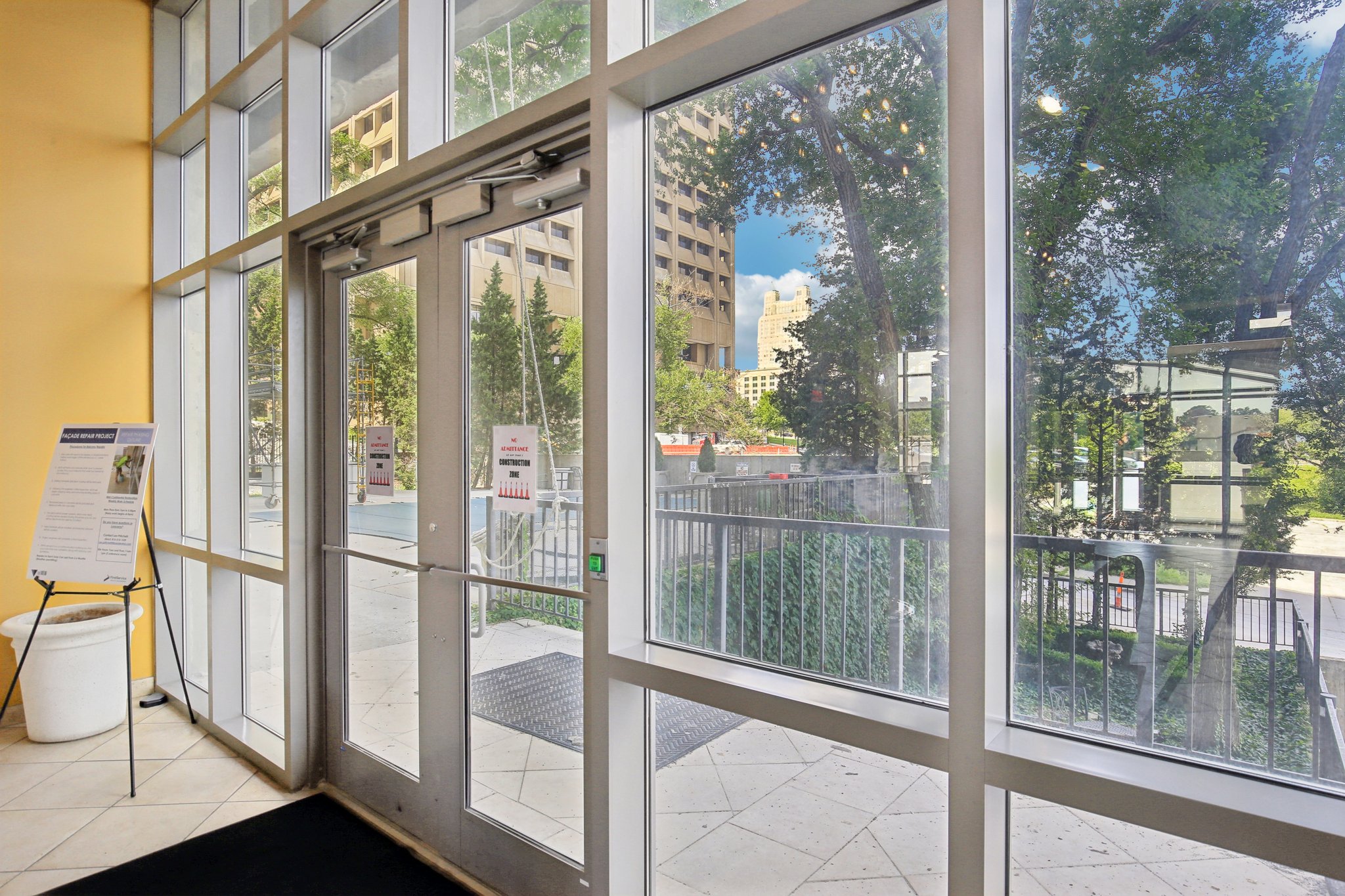 Admiral Blvd 1207-S2606-020.jpg