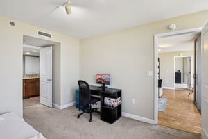 Admiral Blvd 1207-S2606-010.jpg