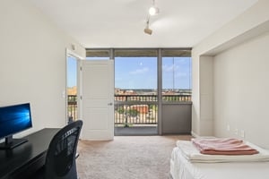Admiral Blvd 1207-S2606-011.jpg