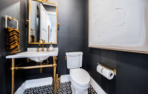  Photo 32