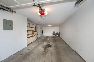  Photo 34