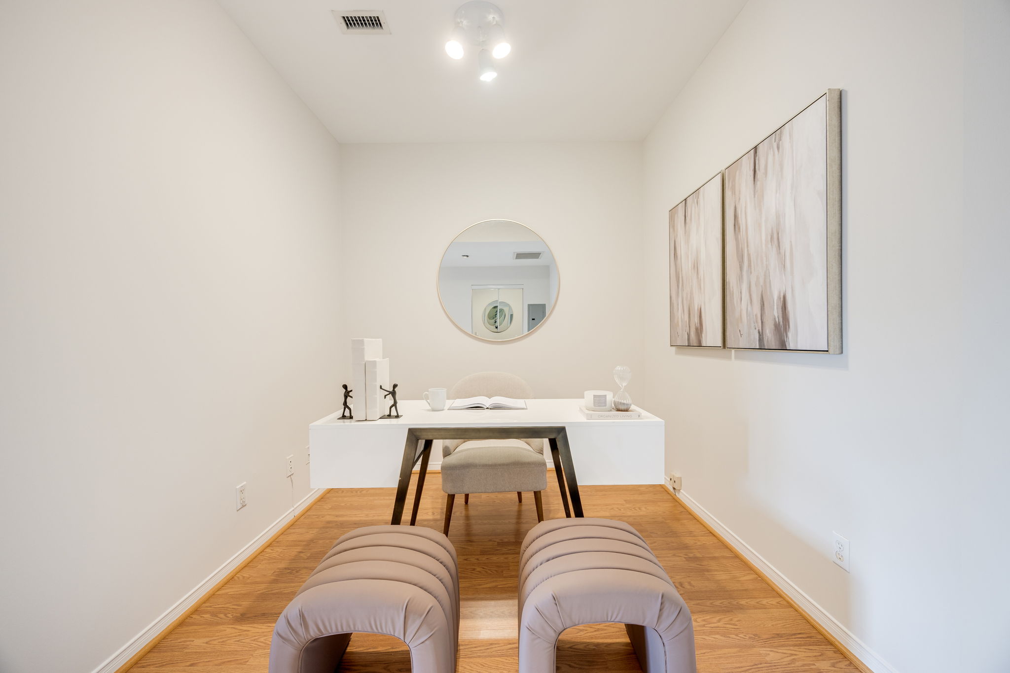 Toronto property showcase — delivered property photograph 21