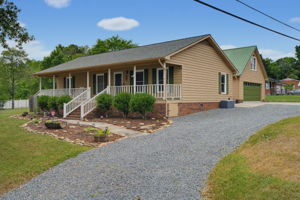 600 Fisher St-2