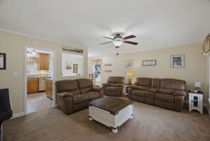 600 Fisher St-3