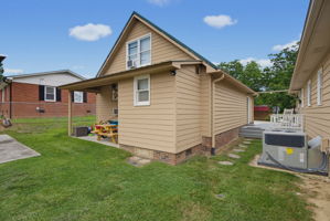 600 Fisher St-29